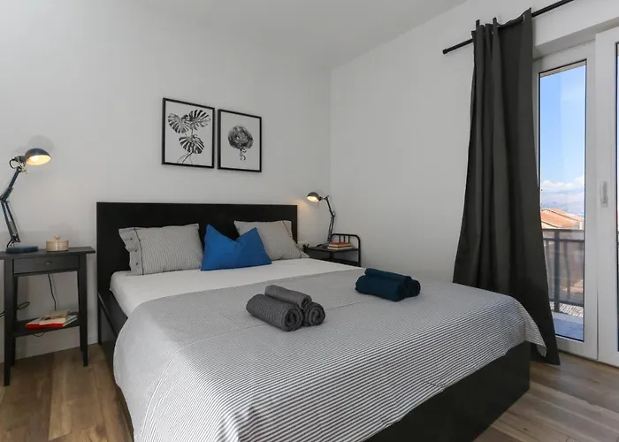 Apartment Martic Supetar