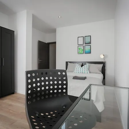 Martic Apartament *